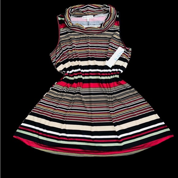 🏅👗HOST PICK!👗🏅
ALMOST FAMOUS PLUS-SIZE DRESS - Picture 1 of 6
